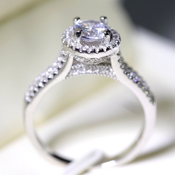 🌟SIZE 10 LEFT🌟STERLING SILVER 2 CTW RING - Picture 5 of 8